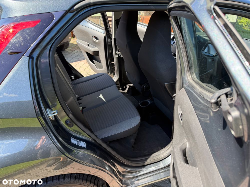 Toyota Aygo x-clusiv - 31
