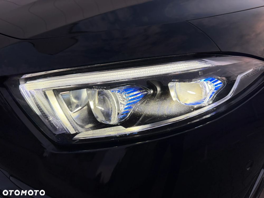 Mercedes-Benz CLS - 23