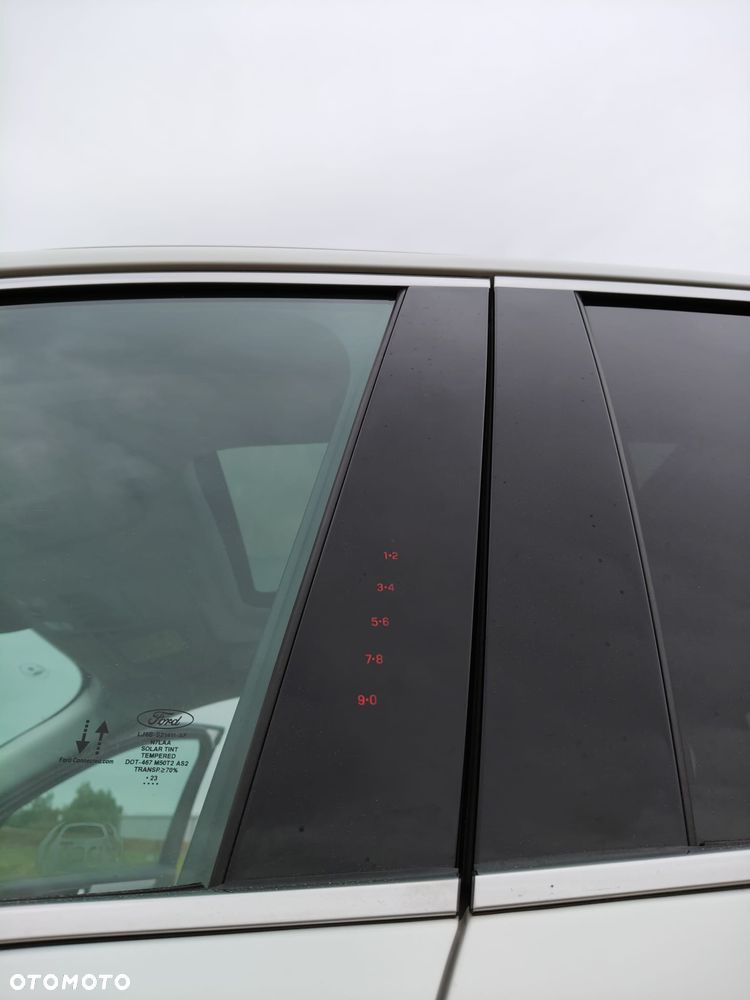 Ford Escape - 10