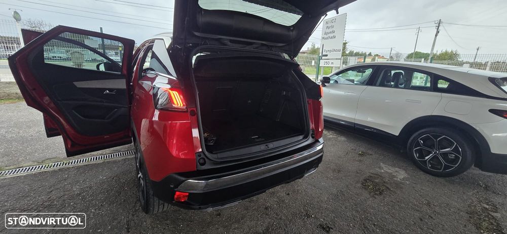 Peugeot 3008 1.6 Hybrid GT Pack e-EAT8 - 27