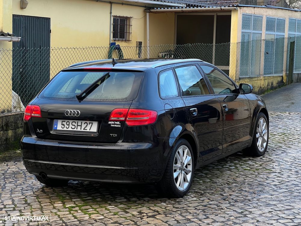Audi A3 Sportback 2.0 TDI DPF Ambition - 4