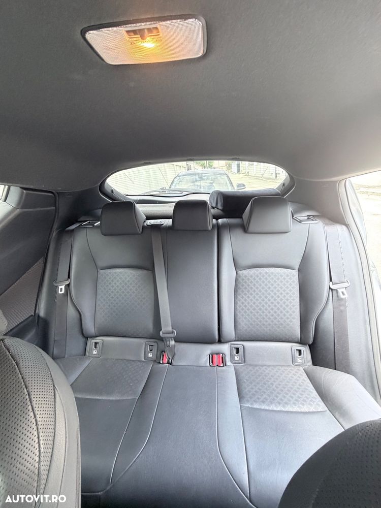 Toyota C-HR 2.0 HSD 184 CP 4x2 CVT Classy - 8