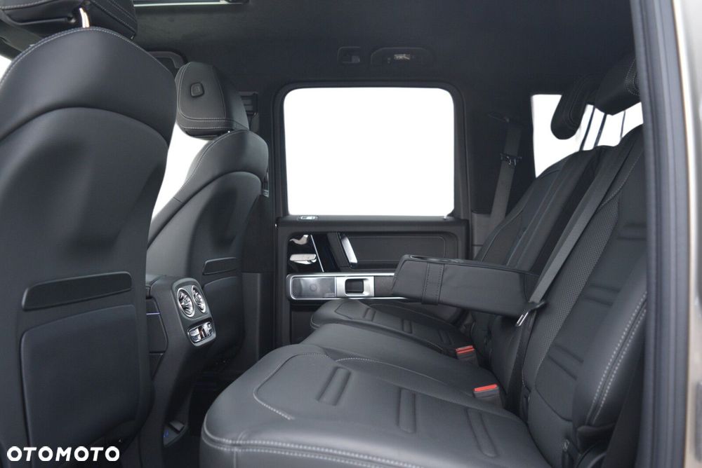 Mercedes-Benz Klasa G 580 116kWh - 9