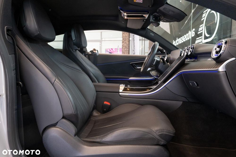 Mercedes-Benz CLE 300 mHEV 4-Matic AMG Line - 17