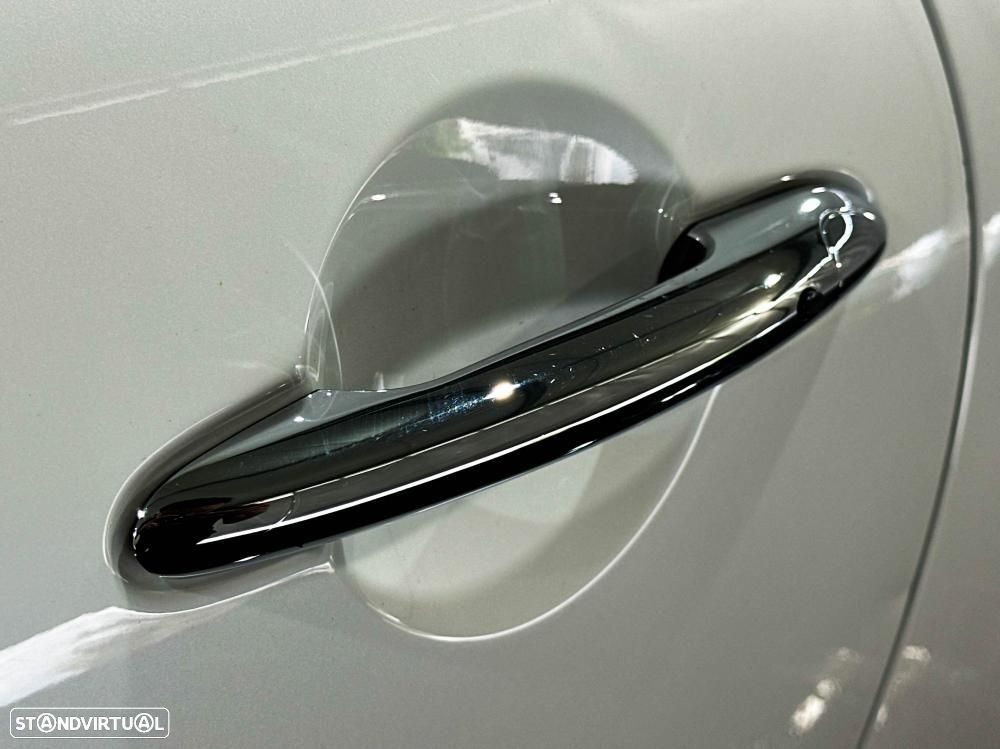 MINI 3 Portas Cooper SE Premium Classic - 19