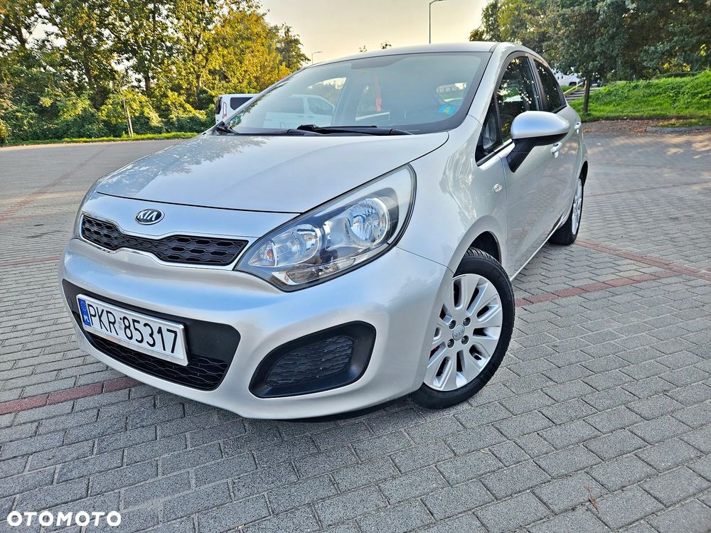 Kia Rio - 25