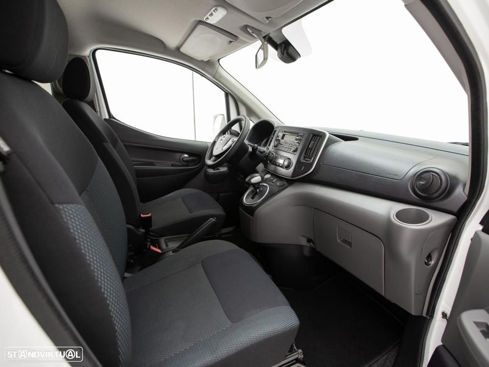Nissan e-NV200 Combi - 8