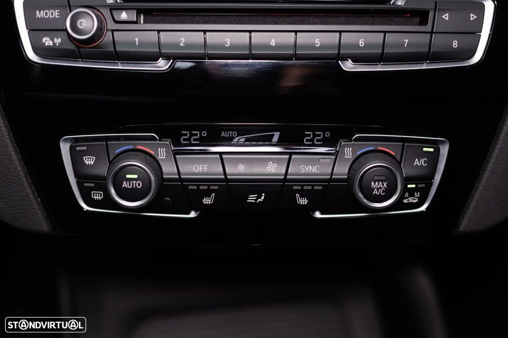BMW X1 25 e xDrive Line Sport - 35