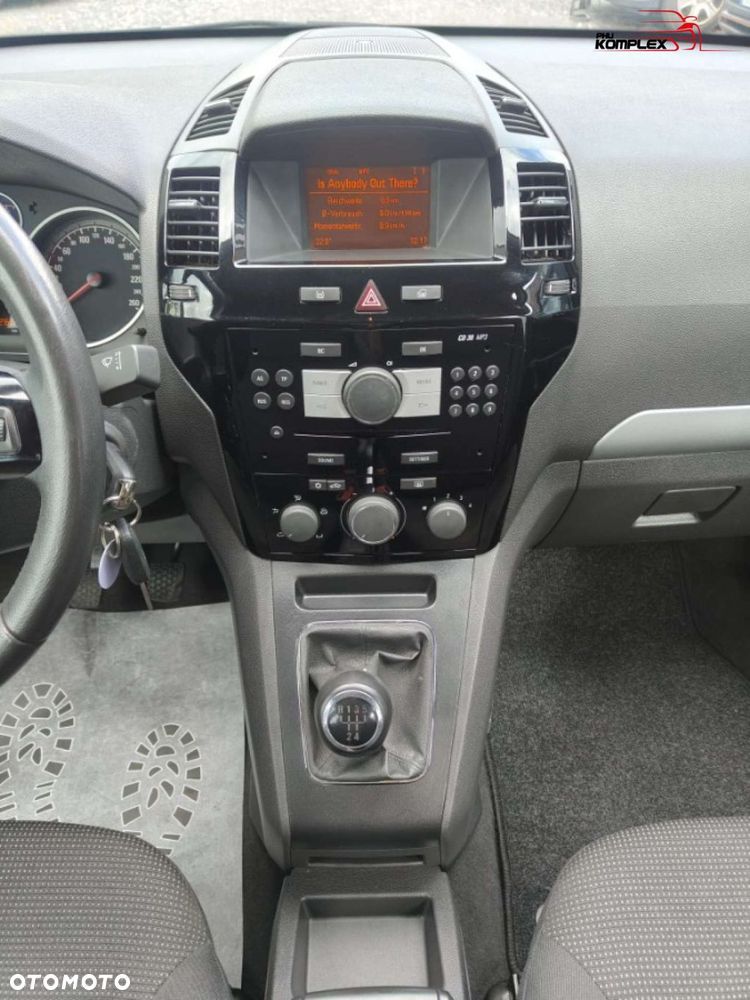 Opel Zafira - 18