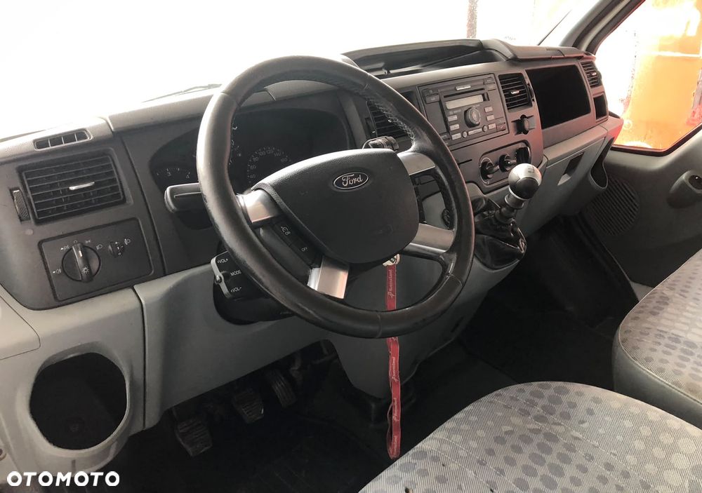 Ford Transit - 7