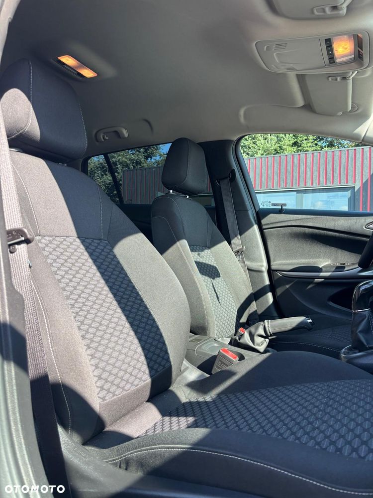 Opel Astra 1.6 CDTI Essentia - 13