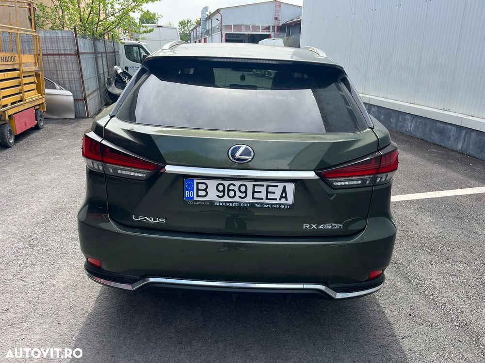 Lexus Seria RX - 8