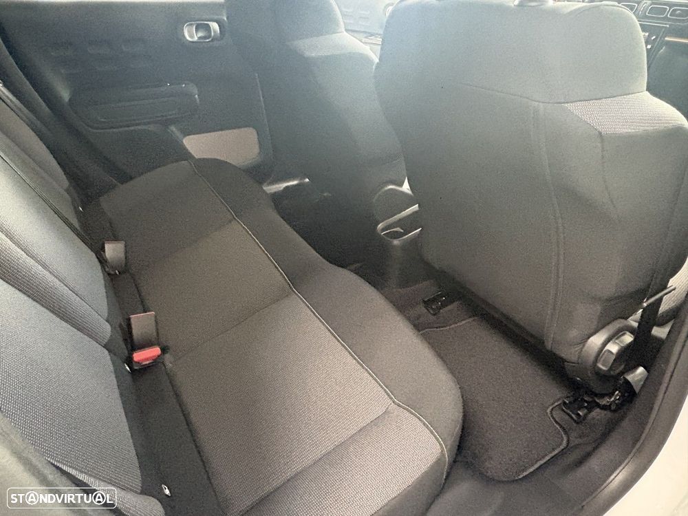 Citroën C3 1.2 PureTech Shine - 22