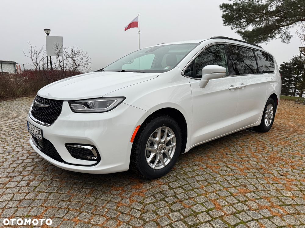 Chrysler Pacifica - 20