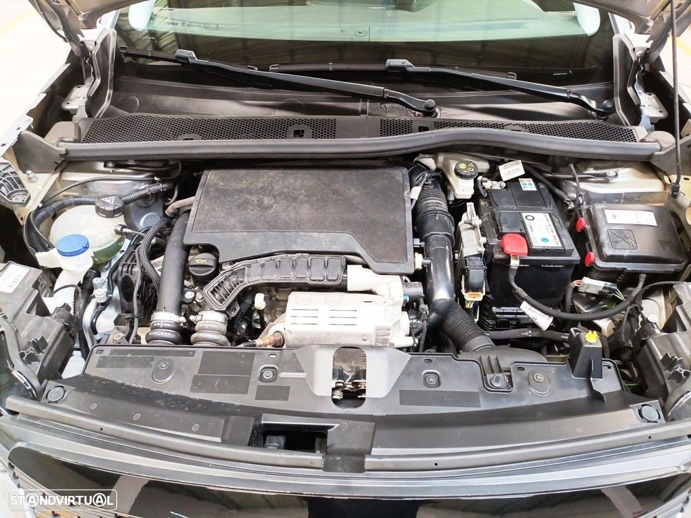 Peugeot 2008 PureTech 100 Stop&Start Active - 19
