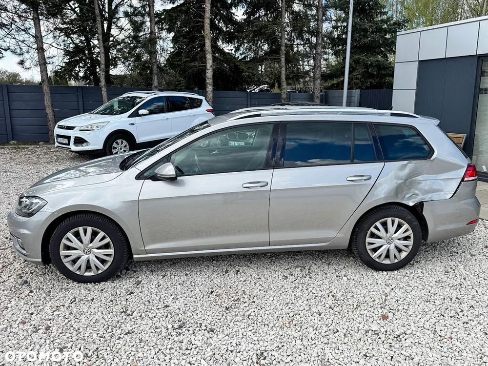 Volkswagen Golf 1.6 TDI SCR Trendline - 16
