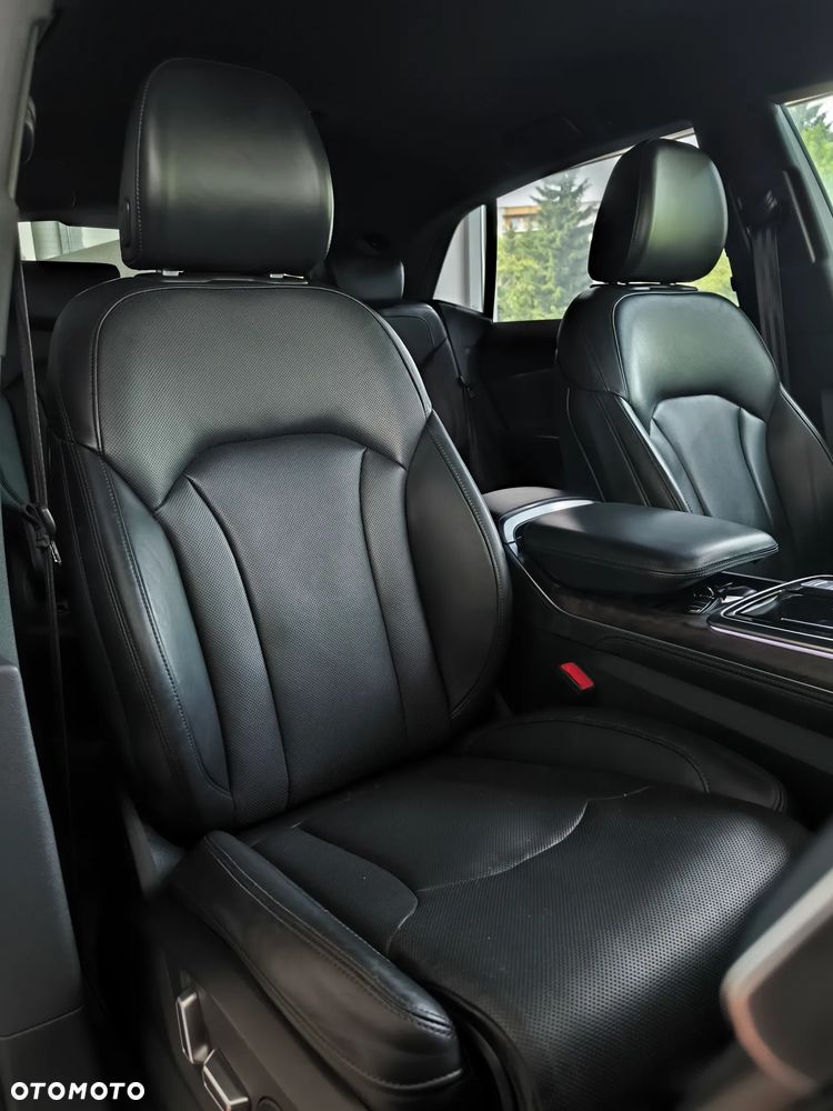 Audi Q8 - 16