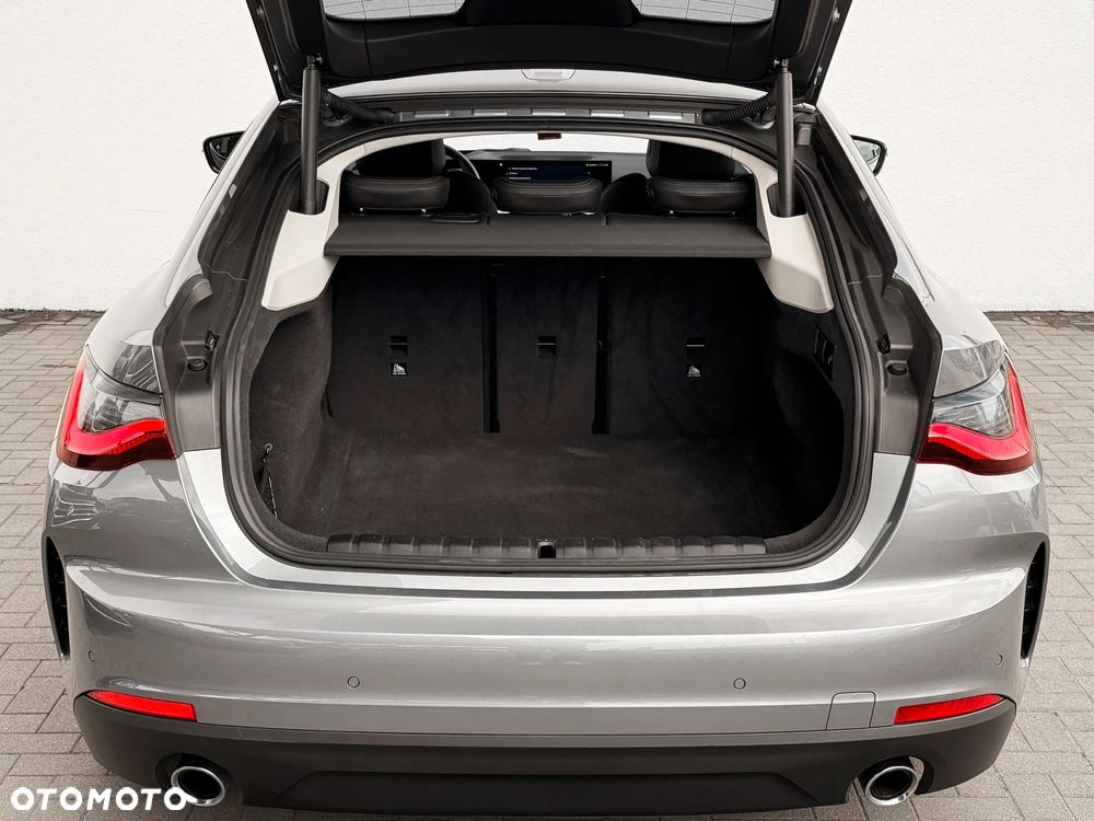 BMW Seria 4 420d xDrive - 14