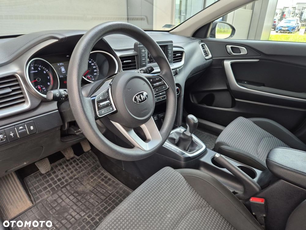 Kia Ceed 1.4 S - 10