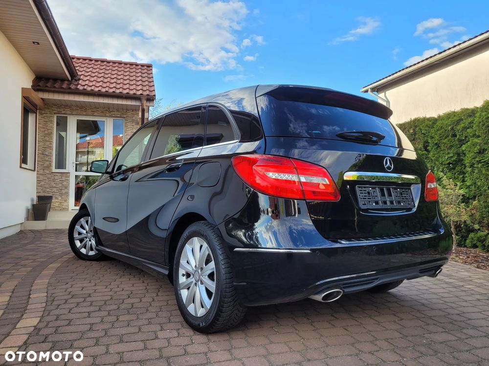 Mercedes-Benz Klasa B 180 CDI (BlueEFFICIENCY) 7G-DCT - 7