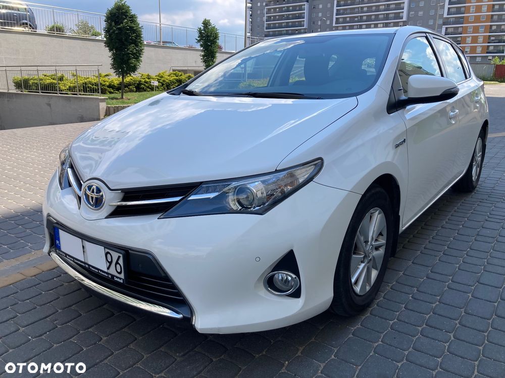 Toyota Auris - 1