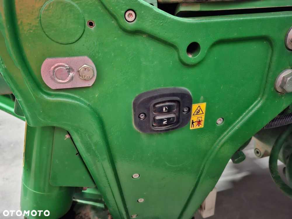 John Deere 6250 R 4X4 - 28