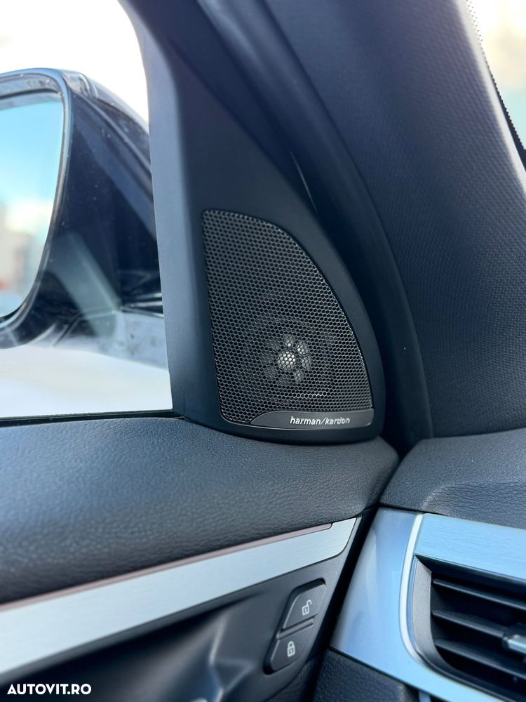 BMW X1 xDrive20i Aut. M Sport - 23