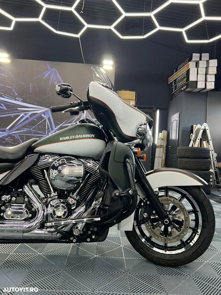 Harley-Davidson Electra Glide Ultra Limited - 5