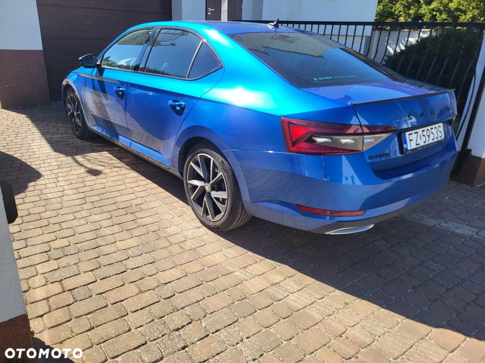 Skoda Superb 2.0 TSI Sportline DSG - 27