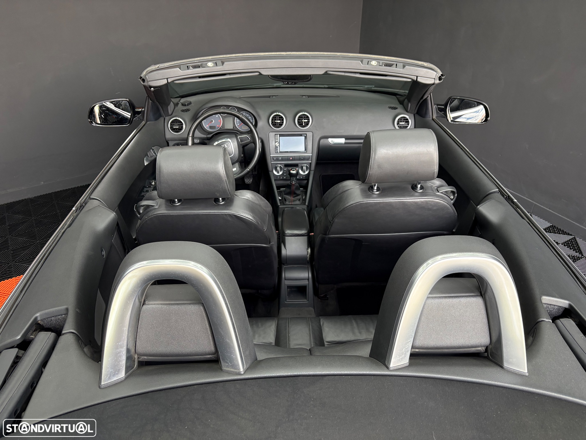 Audi A3 Cabrio 1.6 TDi S-line - 32