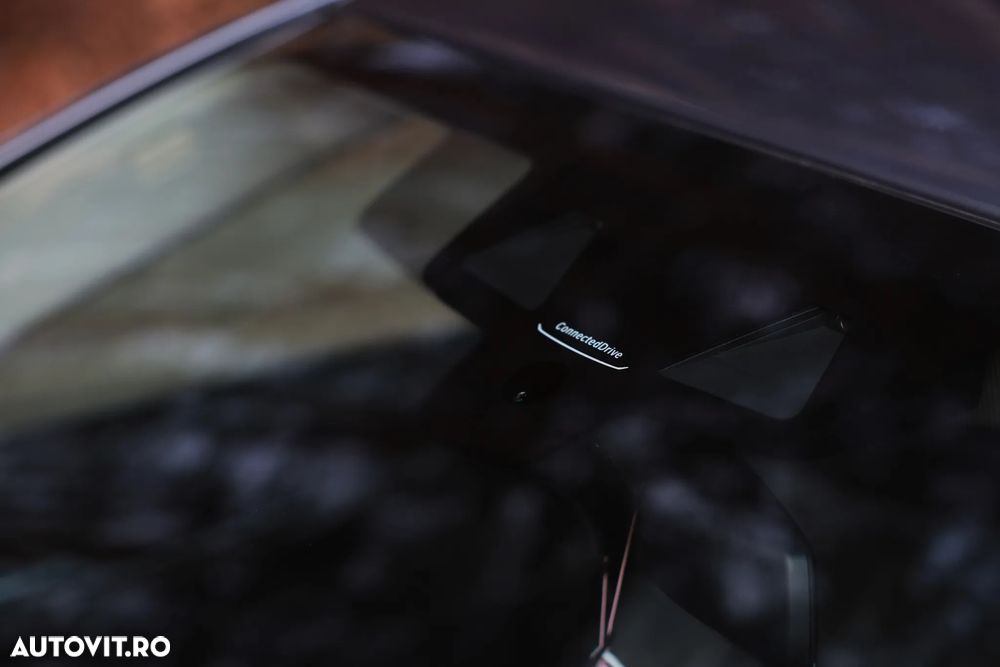 BMW Seria 5 520d Aut. Luxury Line - 24