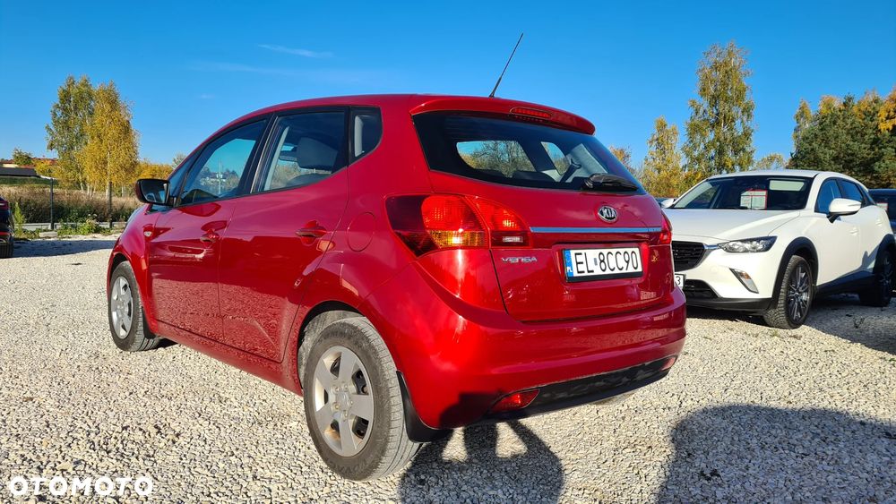 Kia Venga - 9
