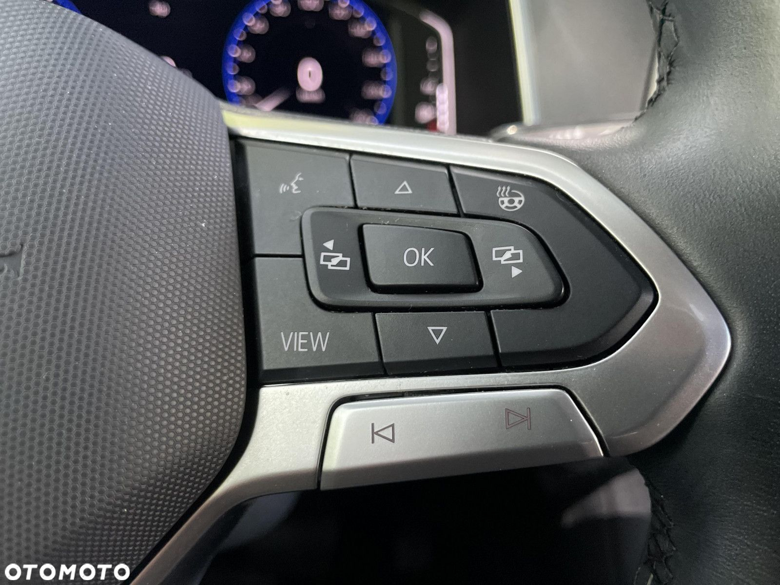 Volkswagen T-Roc - 28