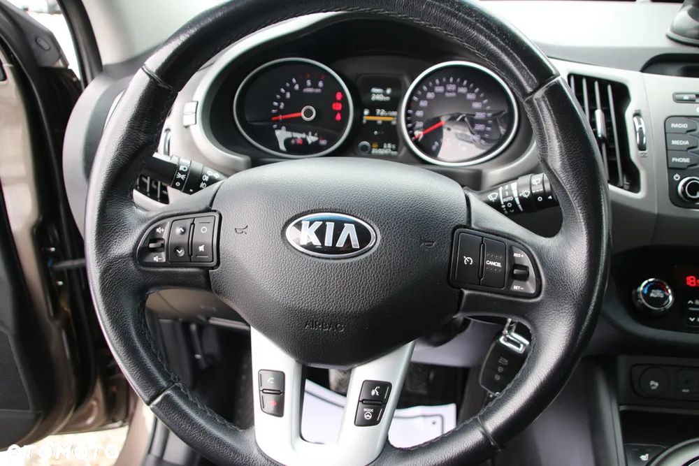 Kia Sportage 1.7 CRDI 2WD ISG Dream-Team Edition - 26