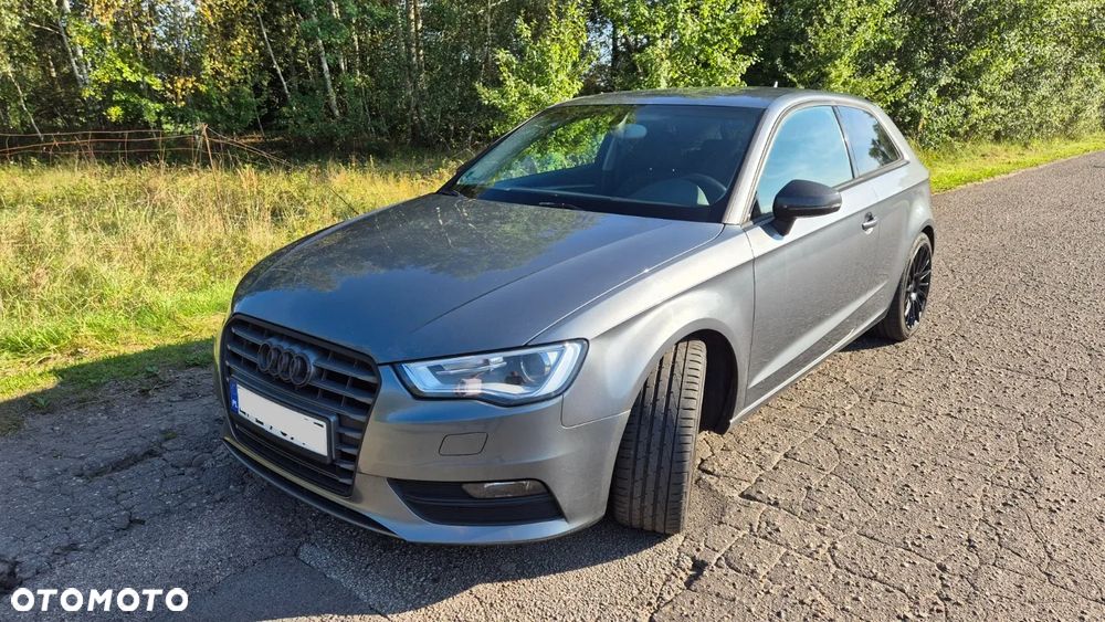 Audi A3 3-drzwiowe 2.0 TDI Attraction - 2