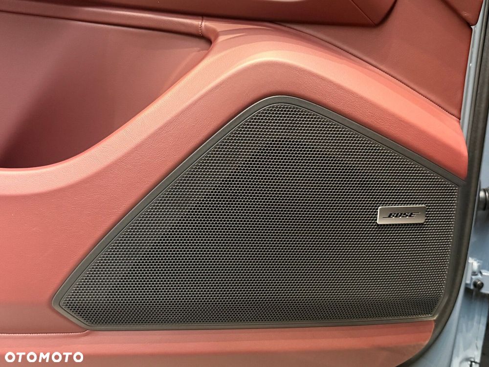 Porsche Cayenne - 23