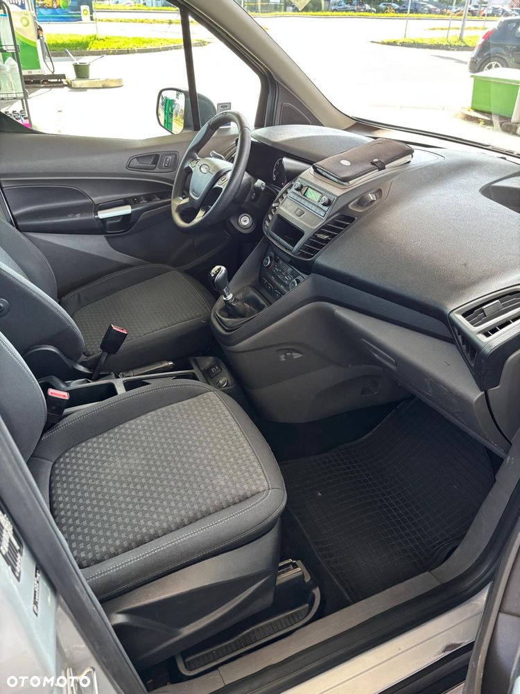 Ford Transit Connect - 9