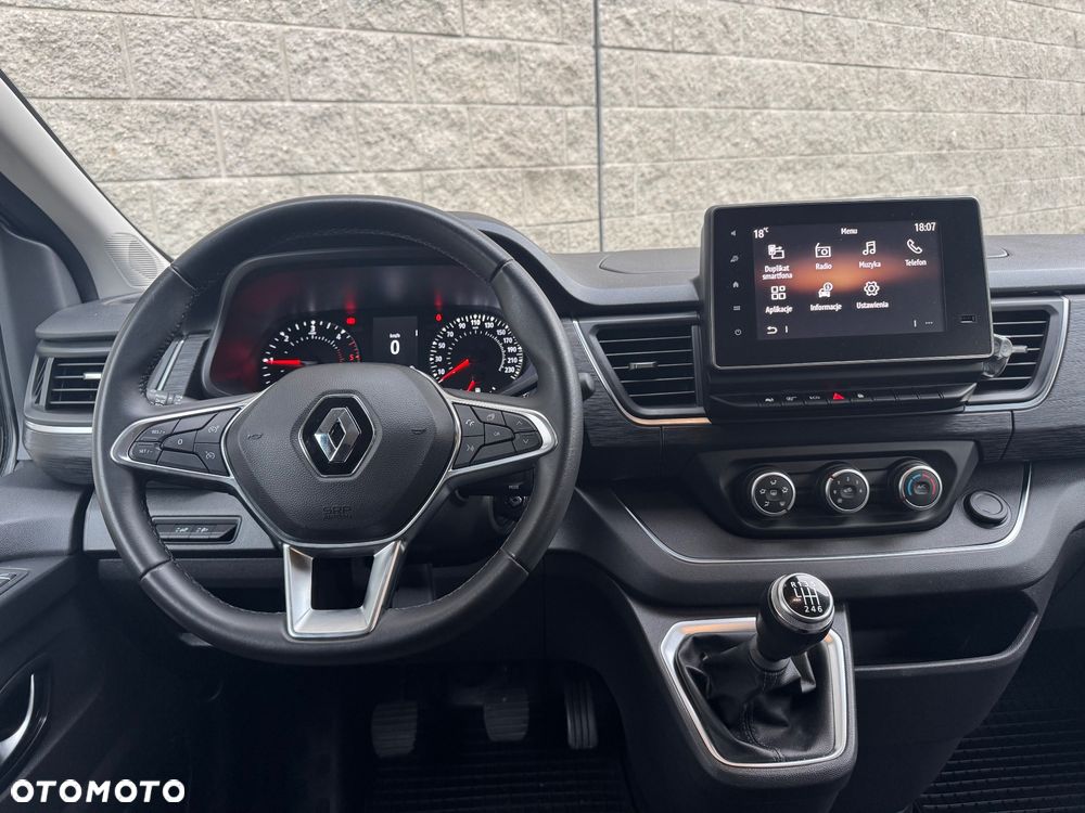 Renault Trafic 2.0 dCi - 8