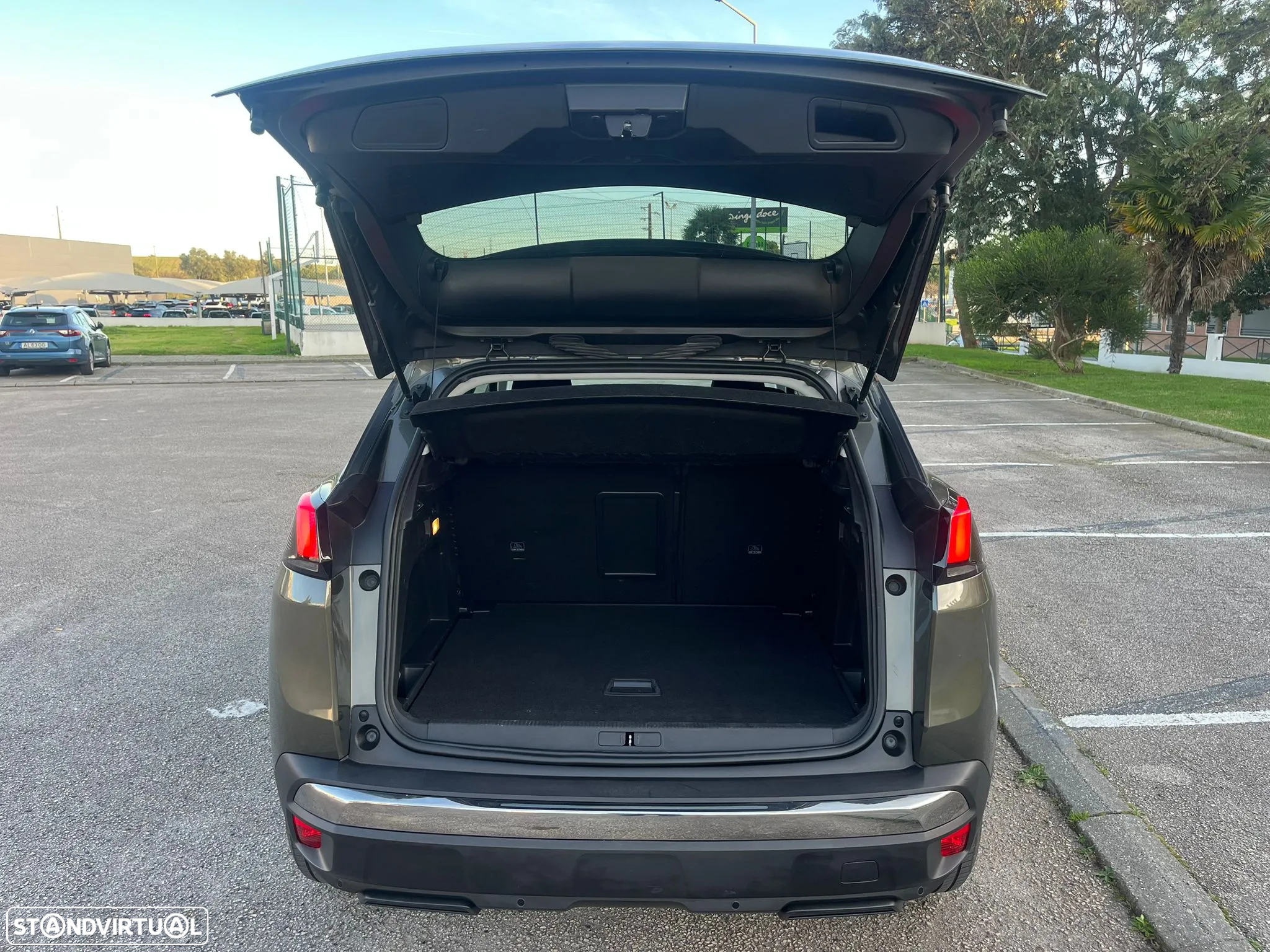 Peugeot 3008 1.5 BlueHDi Allure - 11