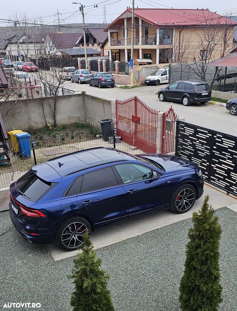 Audi Q8 55 TFSIe quattro tiptronic - 33