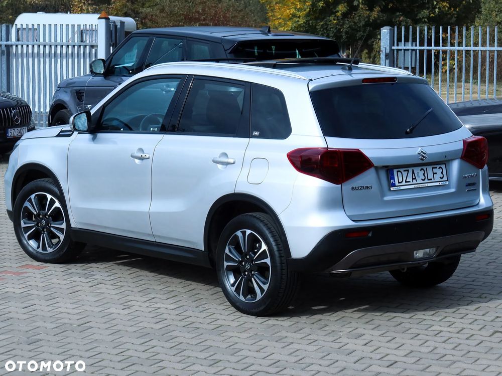 Suzuki Vitara 1.5 Strong Hybrid Elegance Sun 4WD AGS - 9