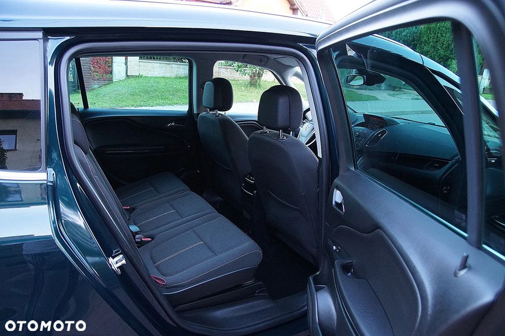 Opel Zafira 1.6 T SIDI Cosmo S&S - 22