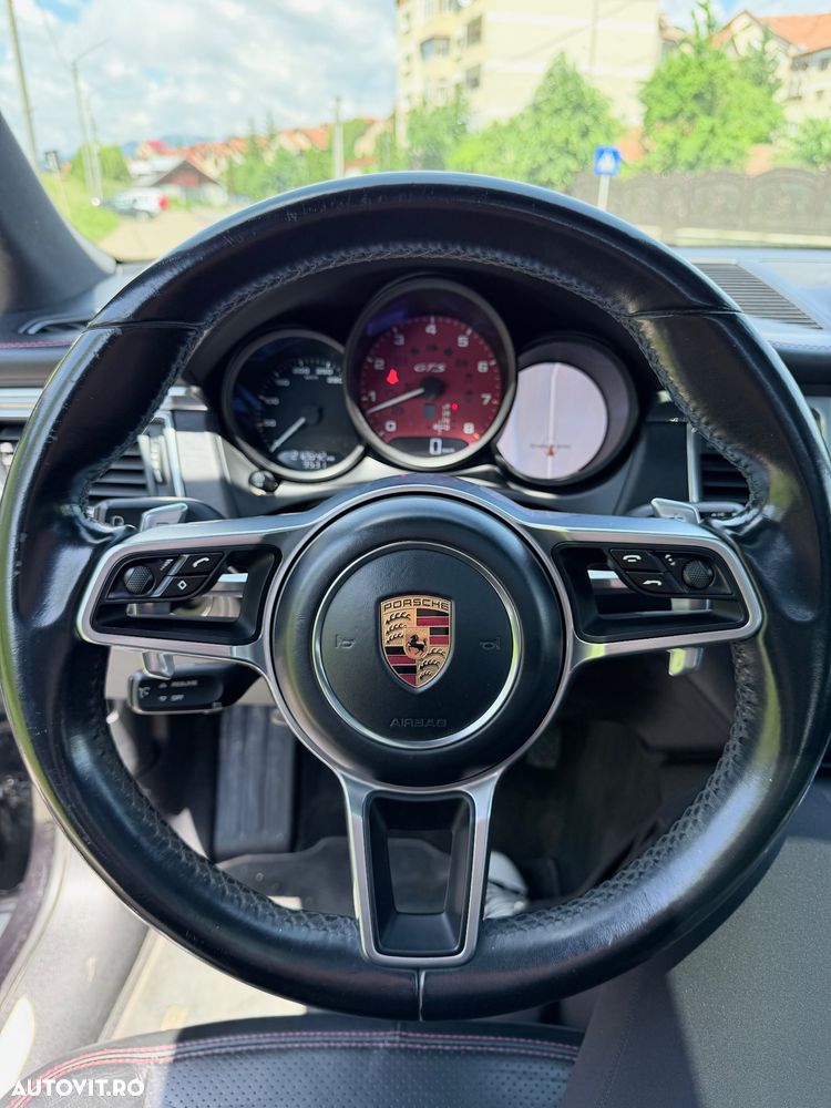 Porsche Macan S - 10