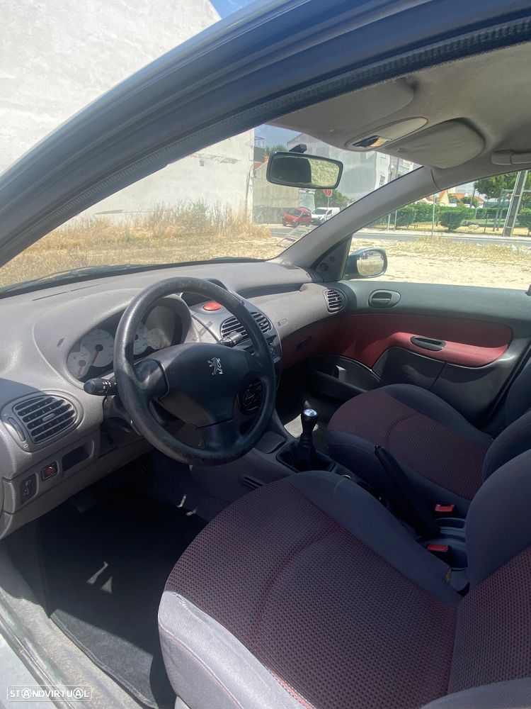 Peugeot 206 1.1 Color Line - 7