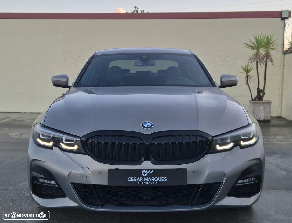 BMW 330 e Pack M Auto - 11