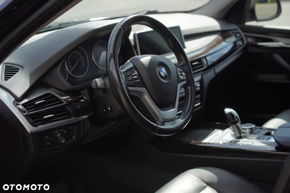 BMW X5 xDrive35i Edition Exclusive - 17