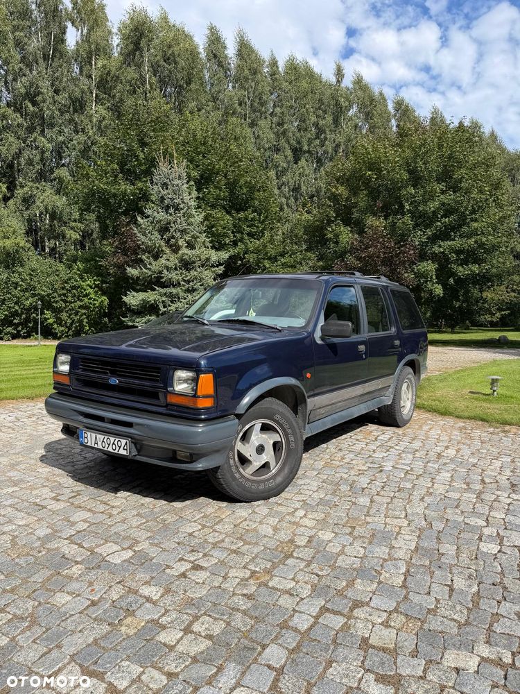 Ford Explorer - 1