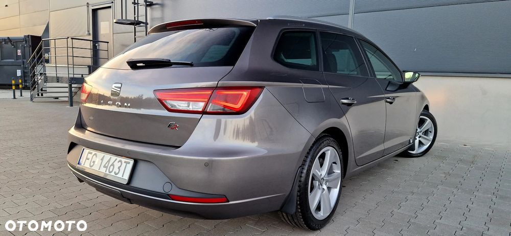 Seat Leon 2.0 TDI DSG FR - 9