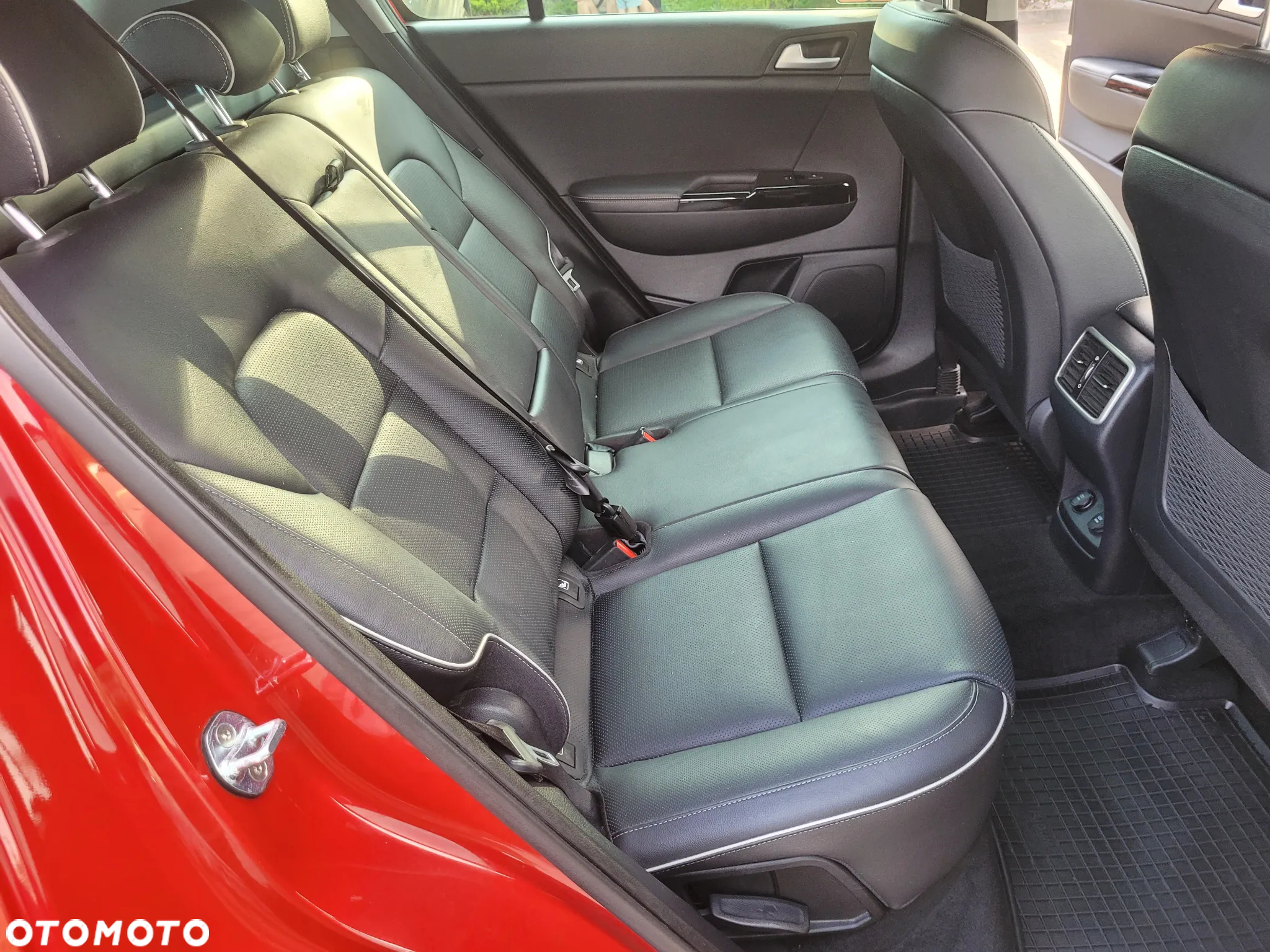 Kia Sportage 1.6 T-GDI Business Line 2WD - 23