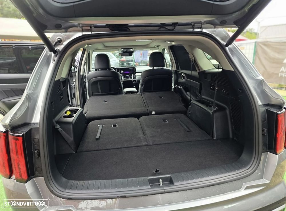 Kia Sorento 1.6 T-GDI HEV Concept - 6